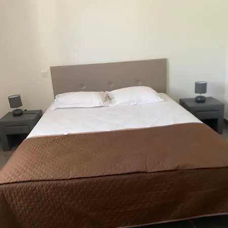 Les Lauriers Roses 2 * Saint-Florent (Corsica)