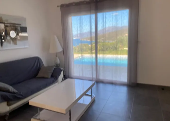 Вилла Les Lauriers Roses 2 Сен-Флоран