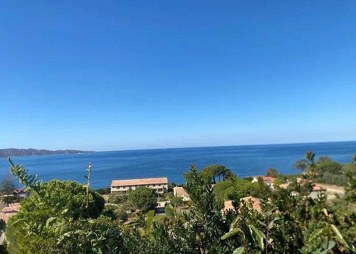 Вилла Les Lauriers Roses 2 Сен-Флоран